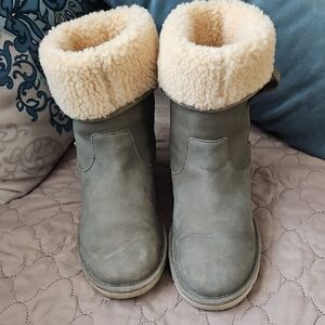 UGG Classic Boots